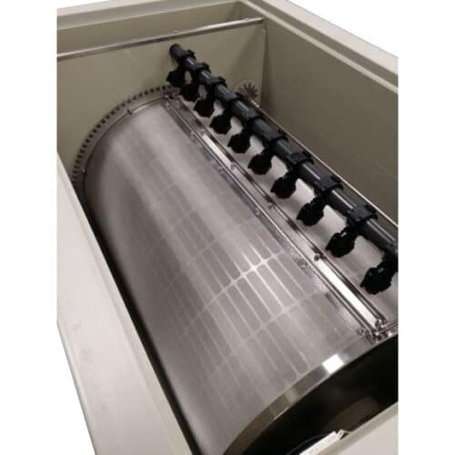 Close-up of the Burtons BD-700 Pond Drum Filter’s spray jets, showcasing the automated cleaning mechanism for superior filtration.