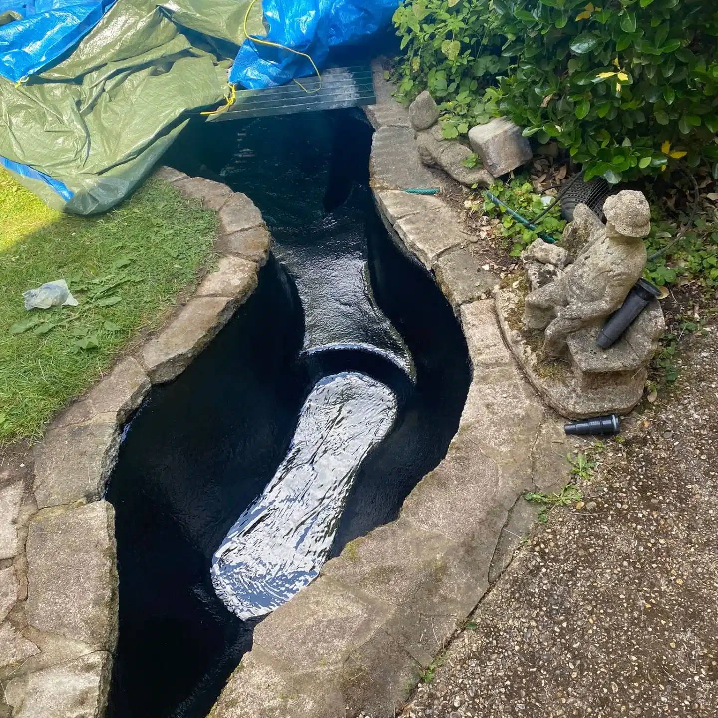 Pond fibreglassed by That Pond Guy in Kent, London, Essex, Surrey, Sussex Pond fibreglassed by That Pond Guy in Kent, London, Essex, Surrey, Sussex