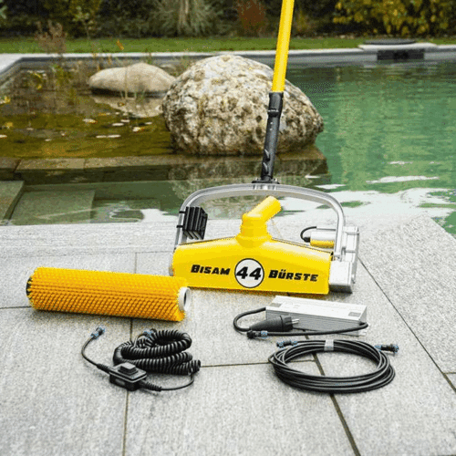Rössle Bisam 44 mains powered pond brush cleaning pond floor removing sludge and sediment