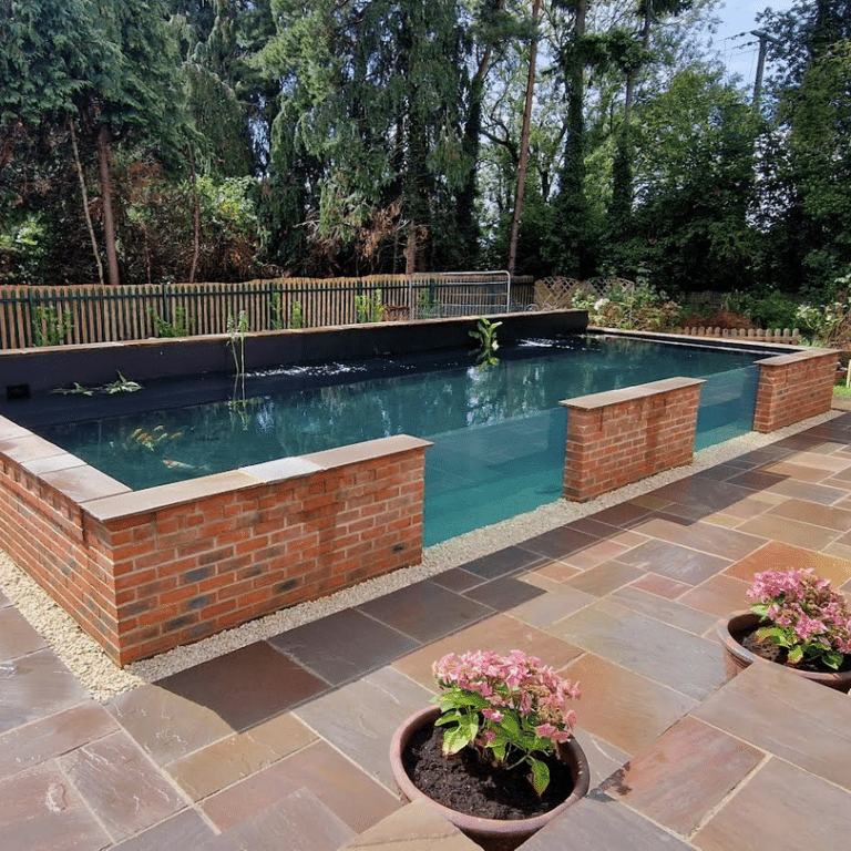 Pond Glass Viewing Windows UK | Koi Pond Window Glass Panels Made to Order